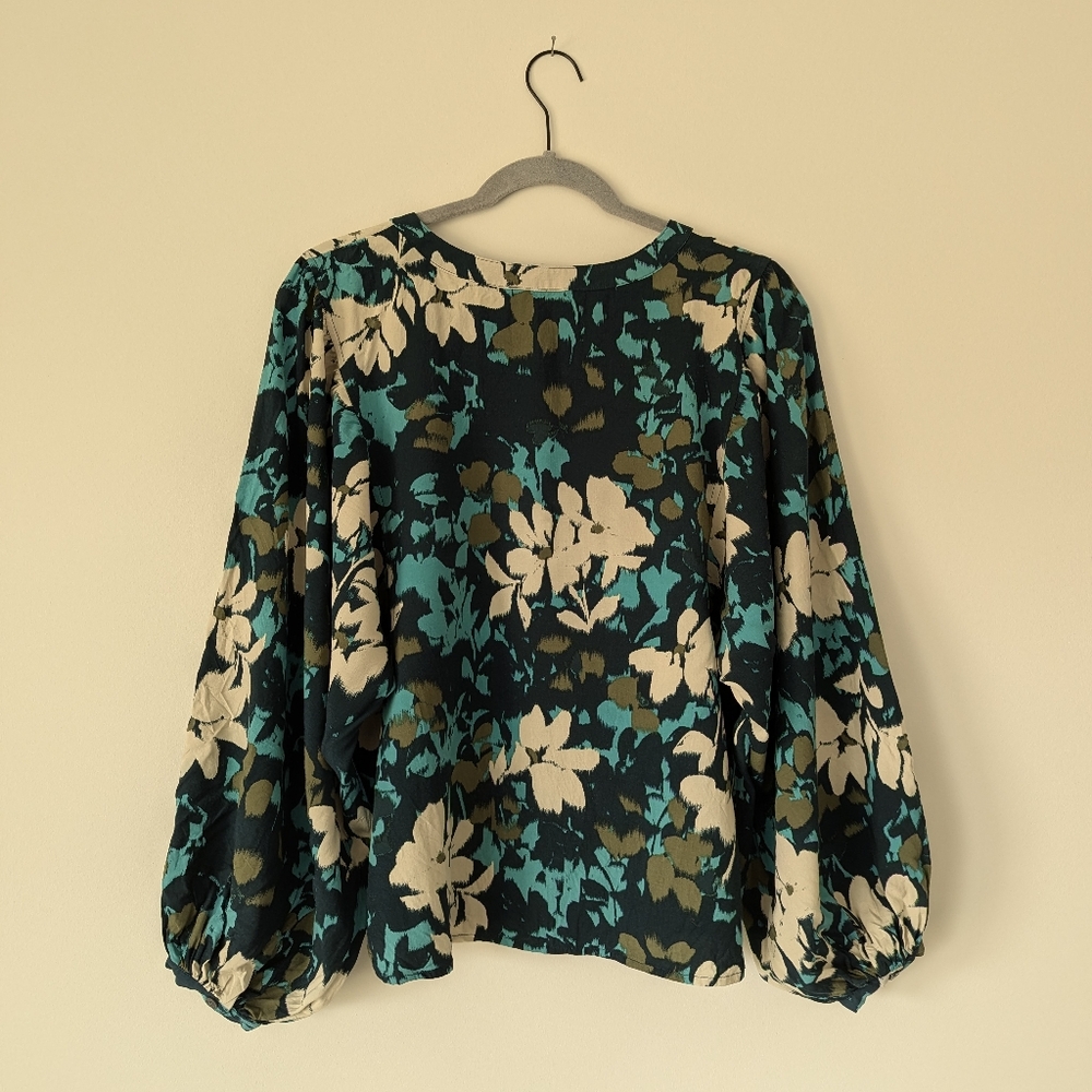LOFT Floral Flowy Button Up Blouse Top Rayon Long Balloon Sleeve - Picture 3 of 9